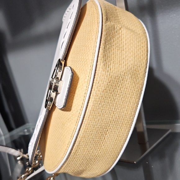 KATE SPADE NWOT ROBYN SADDLE BAG Crossbody with Chain Strap - Picture 9 of 11